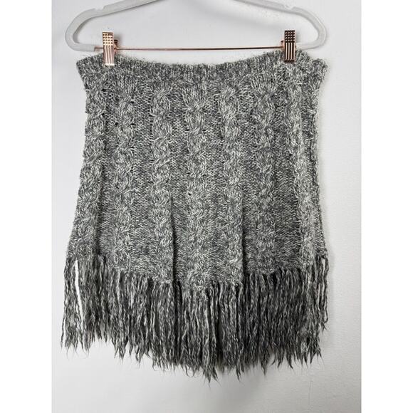 Vintage Y2K Juicy Couture Knit Mini Poncho Shawl Fringe Tassles Preppy Glam OS - Picture 4 of 5